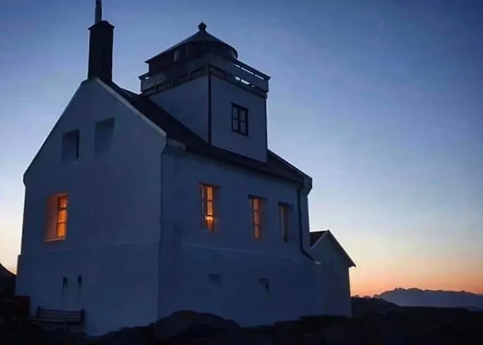 Lofoten Fyr * Vaeroy