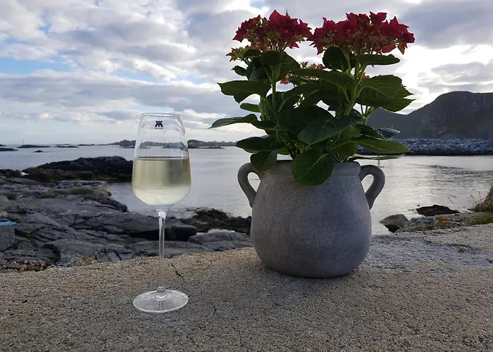 Lofoten Fyr Apartment Vaeroy